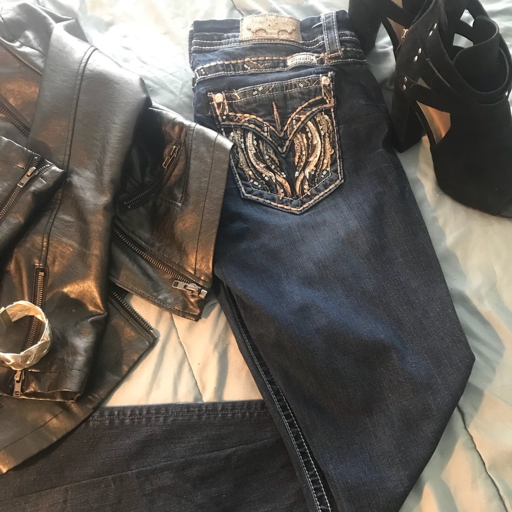 Miss Me Mid-Rise Easy Boot Cut Jeans size 31 Long